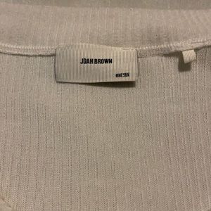 Joah Brown cropped v-neck sweater